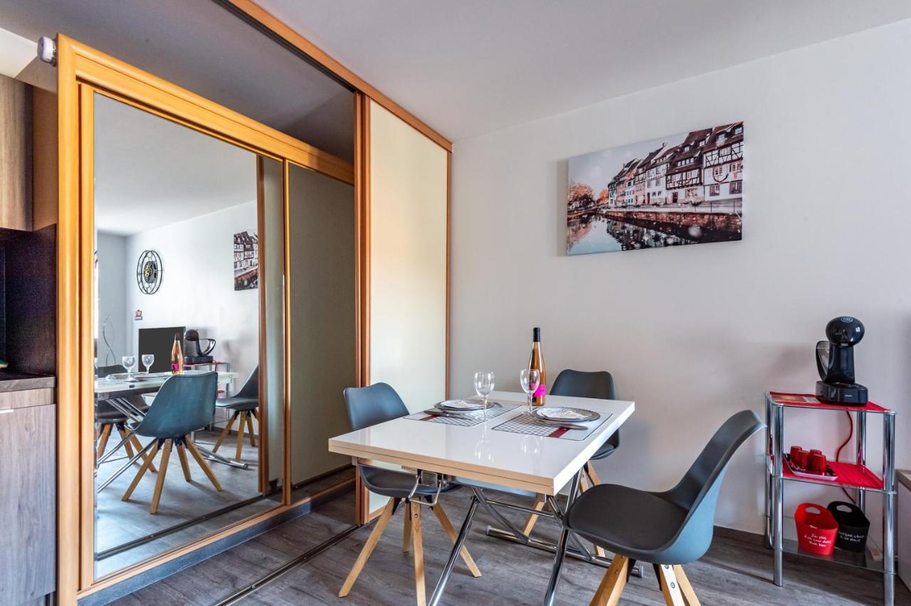 Halte De La Commanderie Apartment Colmar Bagian luar foto